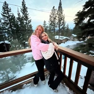 Meet your Posher, Leili